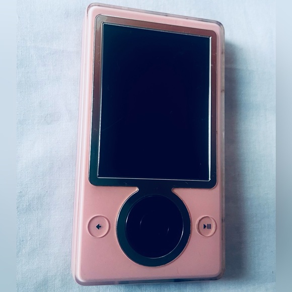 Microsoft Zune 30GB MP3 Player With USB Power Cable Have Music 1603 Pictures 28 - Picture 5 of 8